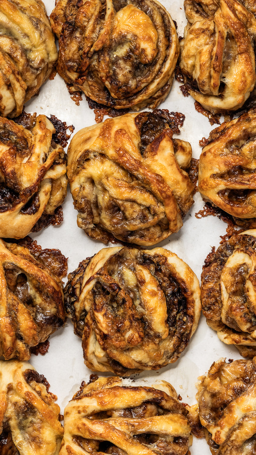 Vegemite Scrolls : Box of 12