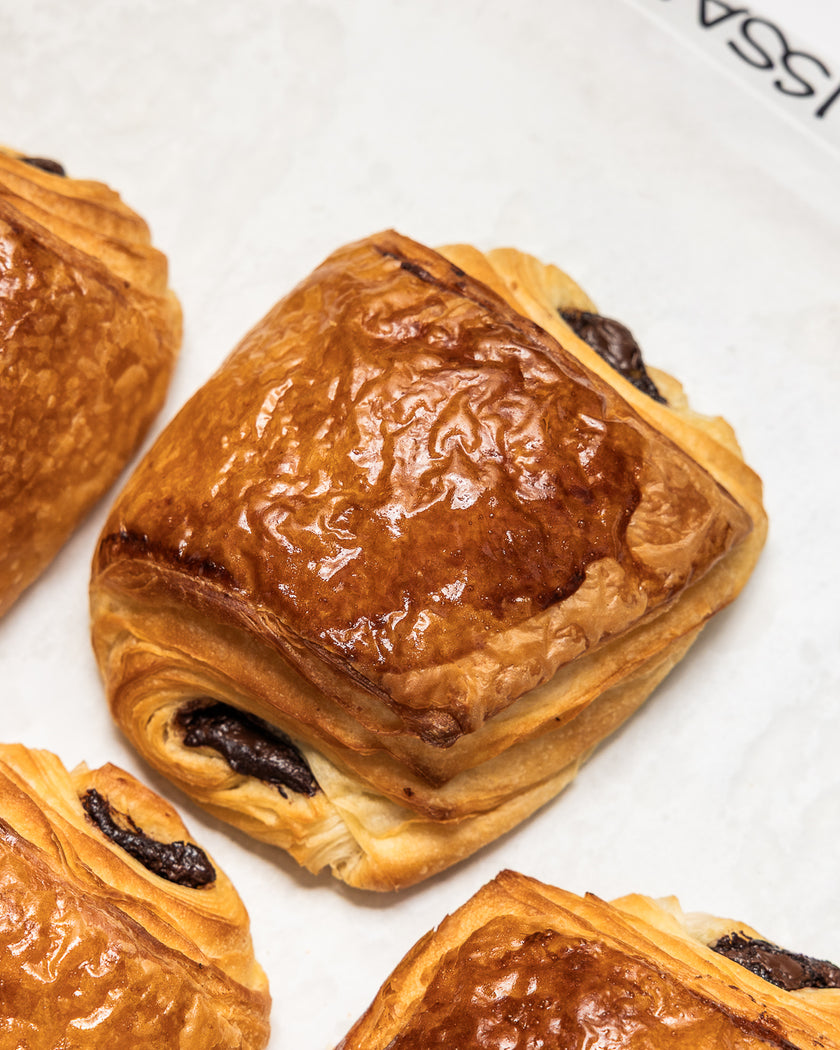 Box of 10 pain au chocolat