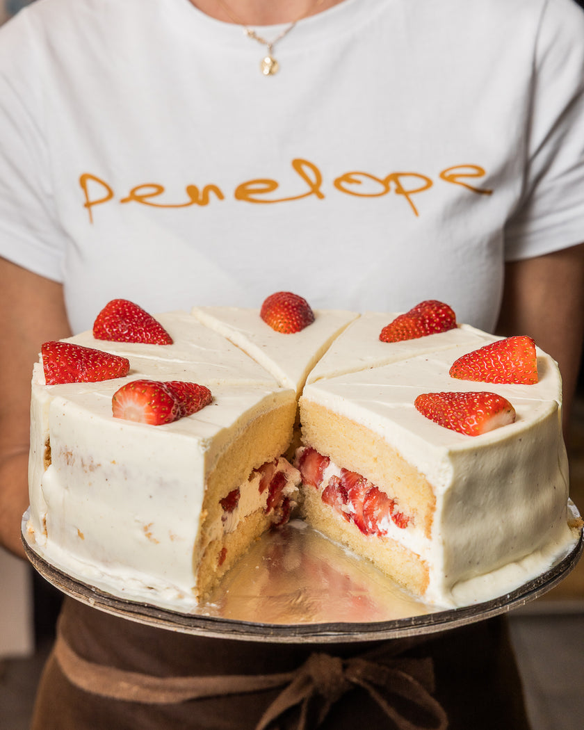 Strawberry Yoghurt Cake